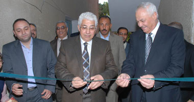 محافظة أسيوط تبدأ تجربة الحاسب اللوحى بالمدارس
