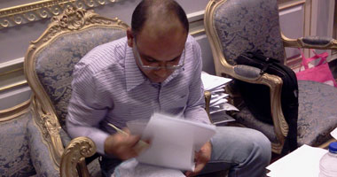 بدء توثيق كافة الأوراق الخاصة بالدستور