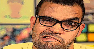 وقف المذيع خالد عليش عن العمل وتحويله للتحقيق بعد مكالمة "رشا"