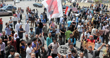 مظاهرات بـ"التحرير" تطالب برحيل "مرسى".. وارتباك مرورى بالميدان