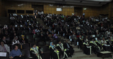 بالصور.. جامعة قناة السويس تحتفل بعيد العلم