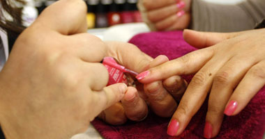   6 استخدامات مفيدة لطلاء الأظافر.. بعيدة عن التجميل