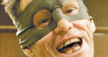 أسنان "فضة" لجيم كارى فى Kick-Ass 2