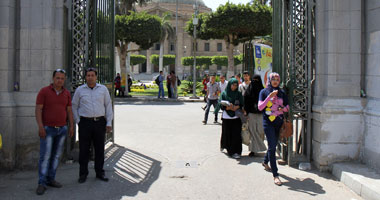 جامعة القاهرة تتعاقد مع شركة أمن لتوفير 100 فرد