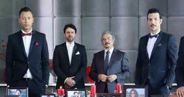  مسلسل "الإخوة" لـ تيم الحسن ورانيا يوسف على "cbc".. السبت