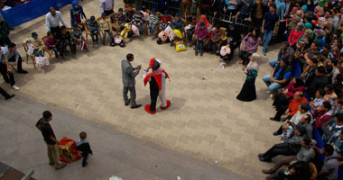 كلية التجارة بجامعة المنصورة تحتفل بيوم اليتيم