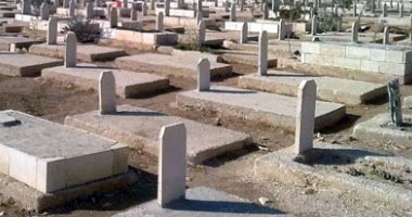 "صانع العُملة" قصيدة للشاعر يونان سعد