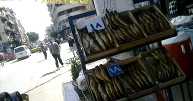 طوارئ فى مديريات "الصحة" و"الأمن" و"التموين" بالمحافظات استعدادًا لاستقبال أعياد الربيع.. الجيش والشرطة يشاركان فى أعمال التأمين.. إسعاف الشرقية تنشر40 سيارة أمام الحدائق والمنتزهات فى شم النسيم
