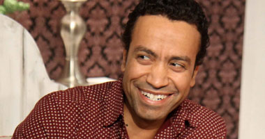 "سامح حسين" أول ممثل كوميدى يصل للعالمية بالسينما الأمريكية