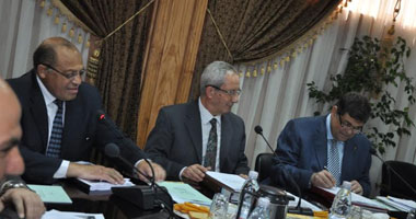 بالصور.. بدء اجتماع المجلس الأعلى للجامعات بجامعة القناة