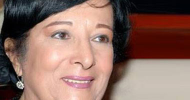سميرة عبد العزيز تروى قصة لقائها جمال عبد الناصر وهى طالبة جامعية