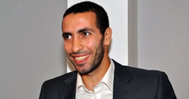 أبو تريكة مع "دونجا وفينجر" فى افتتاح المونديال