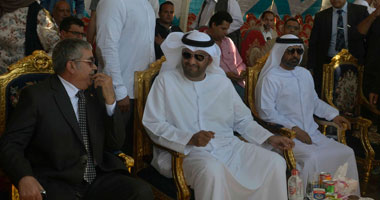 وزير الدولة الإماراتى: على رأس أولوياتنا توفير احتياجات الشعب المصرى