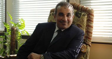رئيس محكمة السويس: المبلغ المسروق من الموظفة خاص بها وليس "عُهدَة"