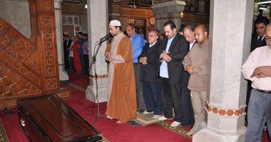 بهاء طاهر ووحيد حامد فى وداع الإعلامى محمود سلطان