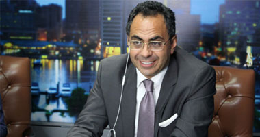 هانى سرى الدين يجيب عن أسئلة  القراء  فى “هانج أوت” اليوم السابع