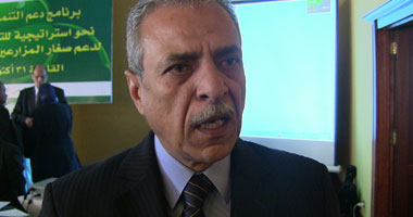 محافظ المنيا يكرم 220 من دارسى ومعلمى القرآن الكريم