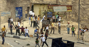 نظيف يدعو لإنشاء مصانع تدوير فى مناطق "الخنازير" 