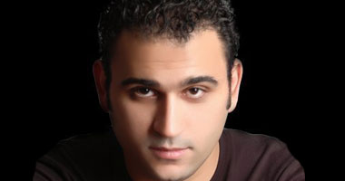 "أبو حفيظة" يسخر من الحكام العرب فى أغنية جديدة