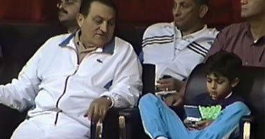 صور جديدة لحفيد الرئيس على المواقع الإليكترونية