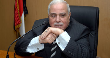 "شباب الخريجين" بالصف يقتحمون الحى للمطالبة بتثبيتهم