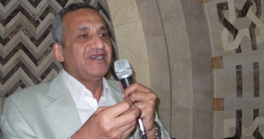 محافظ السويس يجتمع بلجنة المياه 