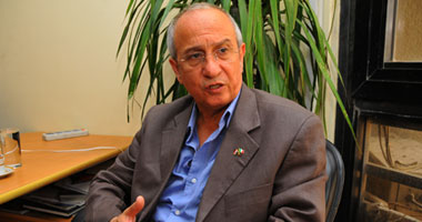 رياض غنام: الصين وروسيا لن تدعما الأسد للأبد والنظام السورى فى اللحظات الأخيرة