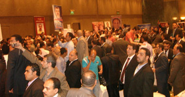 تطاول بالأيدى بين مرشحى غرفة شركات السياحة