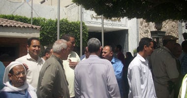 وقفة احتجاجية لعمال"طنطا للكتان" أمام مجلس الدولة السبت