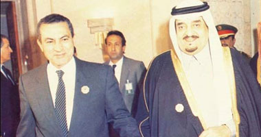 هدايا المملكة لمبارك.. سيف ذهبى مرصع بالأحجار الكريمة وساعات من ماركات عالمية وسجاد شيرازى وسلسلة فنادق بقيمة 300 مليون ريال سعودى