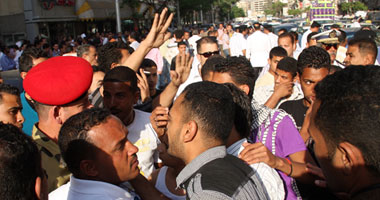 محال وسط البلد تغلق أبوابها فى احتجاجات الباعة الجائلين