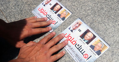 أعضاء "الحرية والعدالة" بأوسيم ينفون وضع ملصقات تسىء لـ"موسى"