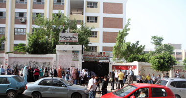 بدء تصويت الناخبين فى حلوان ومايو والتبين