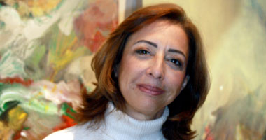صلاح المليجى يزور معرض "تحية للمرأة" لنازلى مدكور 