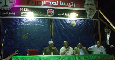 داعية سلفى: ندعم "مرسى" لأن وراءه جماعة قادرة على تنفيذ مشروعه الإصلاحى