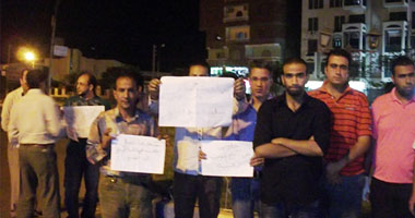 نشطاء بالإسماعيلية يحتجون لوجود جثتين بالمستشفى العام منذ الثورة