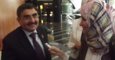 "الإغاثة الإسلامية عبر العالم" تنفى علاقتها بعصام الحداد