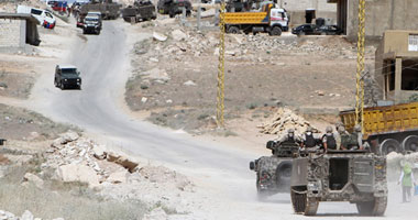 الطيران الحربى السورى يغير على بلدة عرسال بشمال شرق لبنان