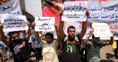مسيرة طلاب سياحة وفنادق تصل العباسية للتنديد بالقبض على زملائهم