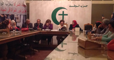 اتحاد نساء مصر ينعى رحيل المناضلة عظيمة الحسينى