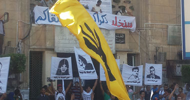 انطلاق مسيرة لطلاب الإخوان فى جامعة القاهرة