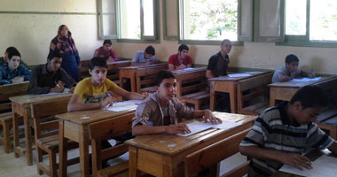 شاهد فى دقيقة.. لطلاب القاهرة.. تعرف على مواعيد امتحانات آخر العام للنقل