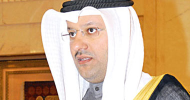 وزير الصحة الكويتى يصل القاهرة على متن طائرة خاصة