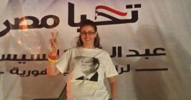 غادة عبد الرازق لـ"السيسى": أنت حبيب مصر والمصريين ربنا ينصرك
