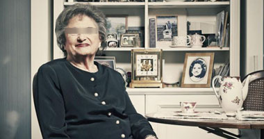 بالصور.. "ديلى ميل": أكبر عاهرة فى العالم تبلغ من العمر 85 عاما