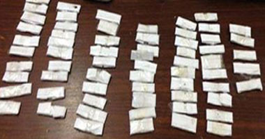 إحالة عاطل للجنايات بتهمة حيازة هيروين وأقراص مخدرة فى مدينة نصر 