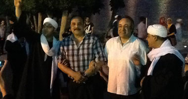  أطفال "المعز" يرقصون على أنغام الفنون الشعبية