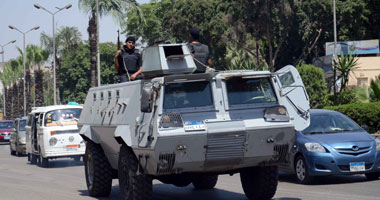 "الداخلية" تفرض سيطرتها على الشوارع والميادين فى أول أيام عيد الأضحى.. 27 مدير أمن وسط المواطنين.. والقبض على 15 إخوانيًا و5 متحرشين.. وتنفيذ 25 ألف حكم وضبط 133 قطعة سلاح وربع طن مخدرات
