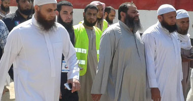 قيادى بحزب النور يتفقد اللجان الانتخابية بالفيوم