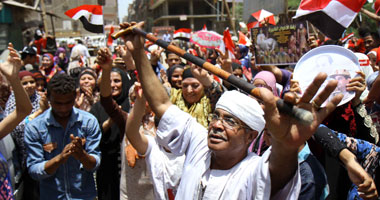 كريم عبد السلام يكتب:من حق المصريين أن يفرحوا ويحتفلوا مساء اليوم بأول انتخابات حرة حقيقية.. 22مليون ناخب أدلوا بأصواتهم خلال يومين.. والنسبة تجاوزت 55% من 40 مليون ناخب إذا استبعدنا 13 مليون وافد 